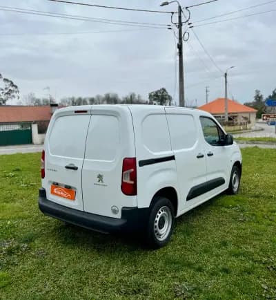 Sell Peugeot Partner 2020 - 13900 EUR, 63682 km - AUTO.MOTO.pt