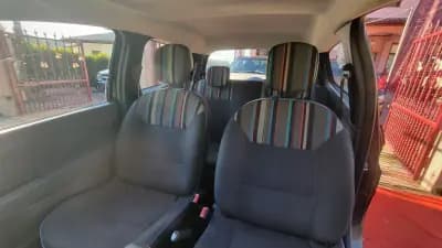 Vendo Renault Twingo 2014 - 4890 EUR, 112000 km - AUTO.MOTO.pt