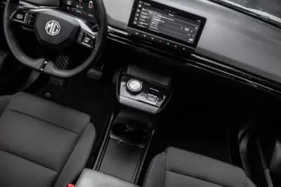 Sell MG MG4 2023 - 19450 EUR, 19778 km - AUTO.MOTO.pt