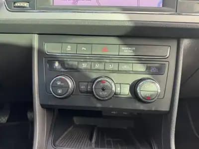 Vendo SEAT Leon ST 2020 - 15700 EUR, 124384 km - AUTO.MOTO.pt