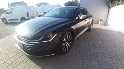 Vendo Volkswagen Arteon 2019 - 26650 EUR, 90000 km - AUTO.MOTO.pt