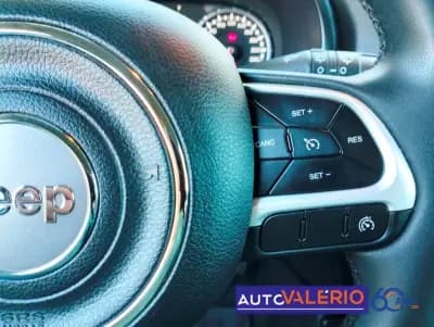 Sell Jeep Renegade 2021 - 18450 EUR, 33535 km - AUTO.MOTO.pt