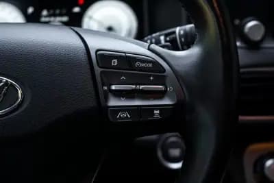 Vendo Hyundai Kauai 2022 - 22990 EUR, 46801 km - AUTO.MOTO.pt