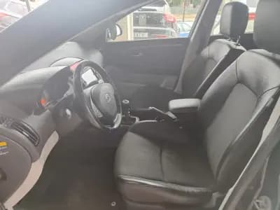 Vendo Kia Ceed SW 2007 - 4150 EUR, 296000 km - AUTO.MOTO.pt