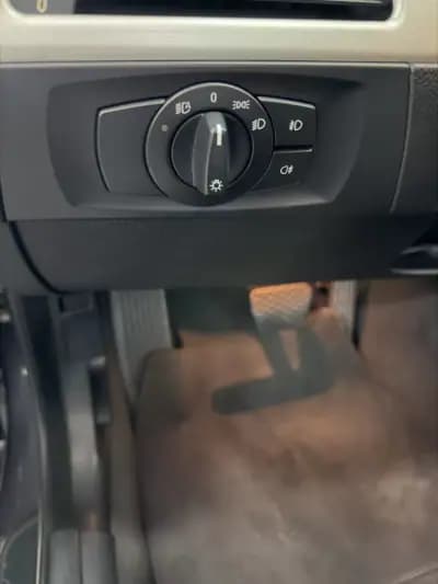 Vendo BMW 335 2007 - 22990 EUR, 159000 km - AUTO.MOTO.pt