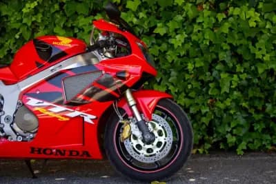 Vendo mota Honda VTR 2002 - 9900 EUR, 65000 km - AUTO.MOTO.pt