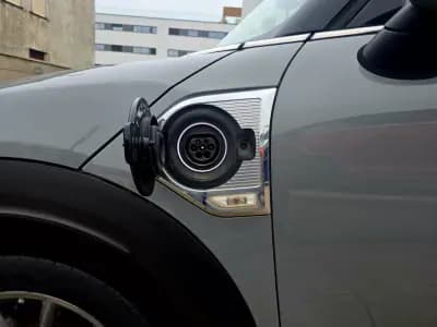 Vendo MINI Countryman 2018 - 18990 EUR, 132950 km - AUTO.MOTO.pt