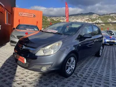 Sell Opel Corsa 2010 - 6950 EUR, 92955 km - AUTO.MOTO.pt
