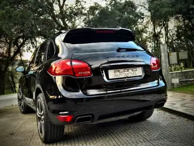 Sell Porsche Cayenne 2012 - 34500 EUR, 179000 km - AUTO.MOTO.pt