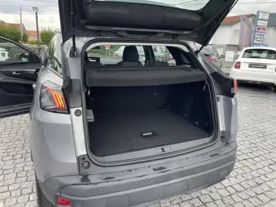Sell Peugeot 3008 2022 - 19400 EUR, 110167 km - AUTO.MOTO.pt