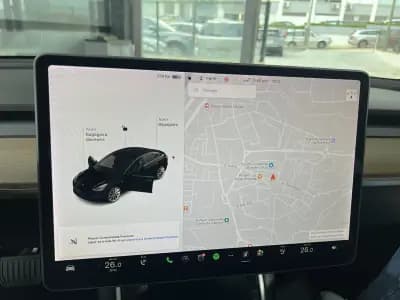 Vendo Tesla Model 3 2020 - 29700 EUR, 64646 km - AUTO.MOTO.pt