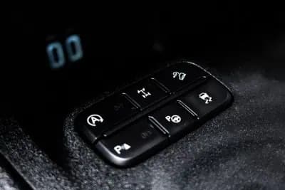 Vendo Ford Ranger 2021 - 37750 EUR, 85385 km - AUTO.MOTO.pt