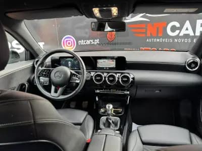 Vendo Mercedes-Benz A 180 2020 - 23900 EUR, 96785 km - AUTO.MOTO.pt