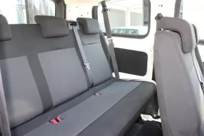 Sell Opel Vivaro 2022 - 26900 EUR, 66638 km - AUTO.MOTO.pt