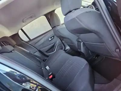 Sell Peugeot e-208 2023 - 18750 EUR, 25000 km - AUTO.MOTO.pt