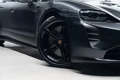 Sell Porsche Taycan 2020 - 76950 EUR, 45000 km - AUTO.MOTO.pt