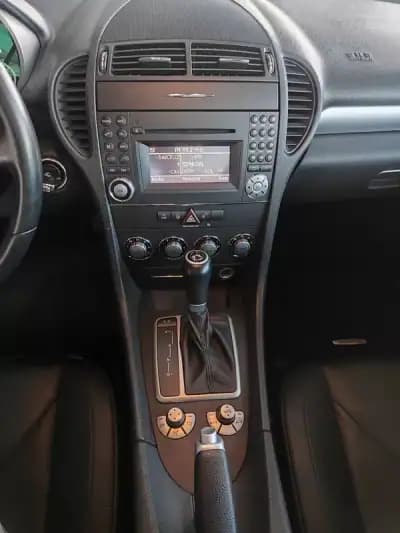 Vendo Mercedes-Benz SLK 200 2010 - 21500 EUR, 79000 km - AUTO.MOTO.pt