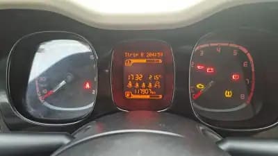 Sell Fiat Panda 2016 - 6980 EUR, 117907 km - AUTO.MOTO.pt