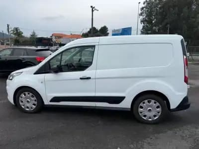 Sell Ford Transit Connect 2019 - 17490 EUR, 99576 km - AUTO.MOTO.pt