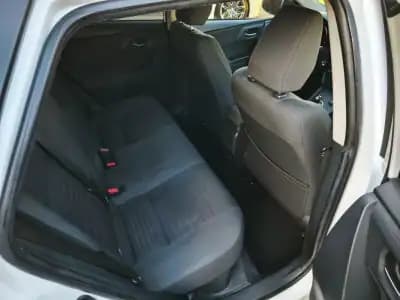 Sell Toyota Auris 2016 - 14900 EUR, 160000 km - AUTO.MOTO.pt