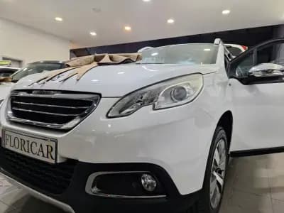 Vendo Peugeot 2008 2015 - 9740 EUR, 120266 km - AUTO.MOTO.pt