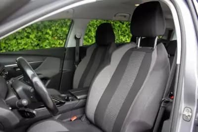 Vendo Peugeot 5008 2019 - 16900 EUR, 272000 km - AUTO.MOTO.pt