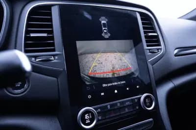 Vendo Renault Mégane 2021 - 20200 EUR, 162000 km - AUTO.MOTO.pt