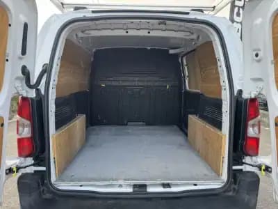 Vendo Peugeot Partner 2019 - 13990 EUR, 150000 km - AUTO.MOTO.pt