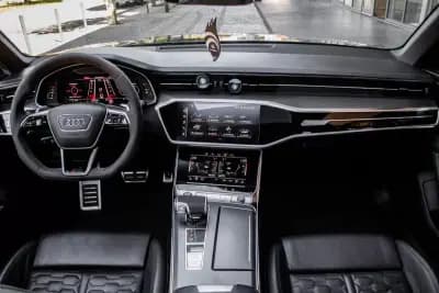 Vendo Audi RS6 Avant 2021 - 114000 EUR, 74634 km - AUTO.MOTO.pt