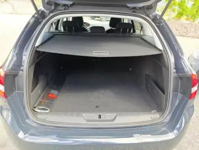 Sell Peugeot 308 SW 2020 - 14500 EUR, 128000 km - AUTO.MOTO.pt