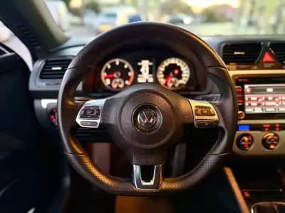 Vendo Volkswagen Scirocco 2009 - 11990 EUR, 178000 km - AUTO.MOTO.pt