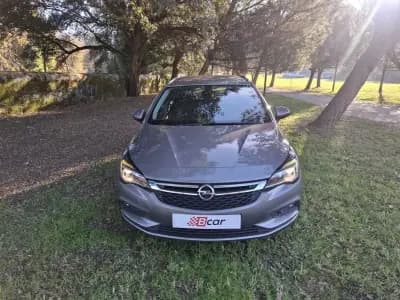 Sell Opel Astra Sports Tourer 2017 - 8900 EUR, 231400 km - AUTO.MOTO.pt