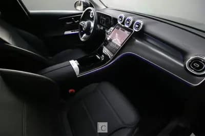 Vendo Mercedes-Benz GLC 300 2023 - 66500 EUR, 32000 km - AUTO.MOTO.pt