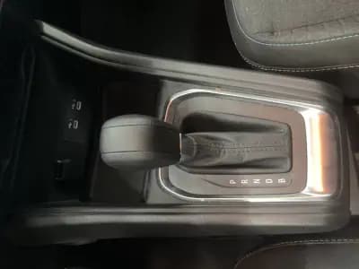 Vendo Renault Captur 2024 - 27500 EUR, 19000 km - AUTO.MOTO.pt