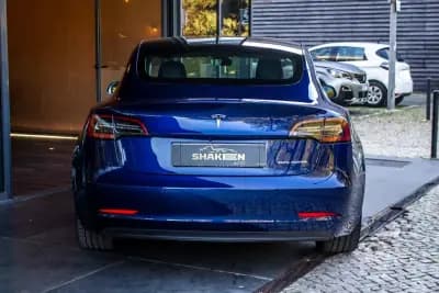 Vendo Tesla Model 3 2020 - 29750 EUR, 73831 km - AUTO.MOTO.pt