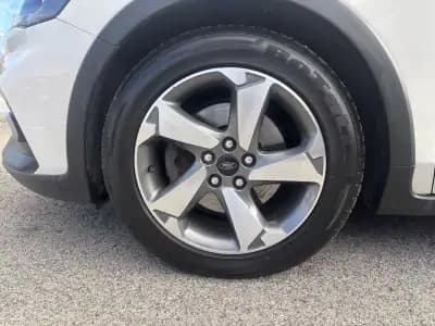 Vendo Ford Focus 2020 - 13450 EUR, 138886 km - AUTO.MOTO.pt