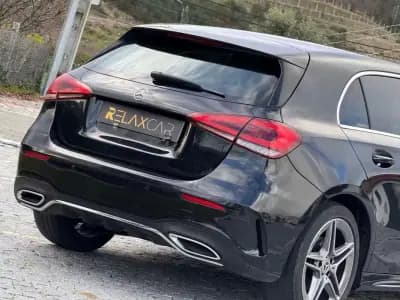 Vendo Mercedes-Benz A 180 2019 - 25999 EUR, 100000 km - AUTO.MOTO.pt