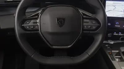 Vendo Peugeot 308 SW 2024 - 22750 EUR, 46000 km - AUTO.MOTO.pt