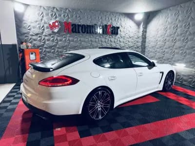 Sell Porsche Panamera 2015 - 43990 EUR, 110565 km - AUTO.MOTO.pt