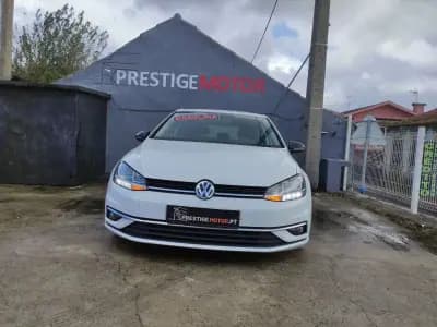 Vendo Volkswagen Golf 2018 - 15900 EUR, 106000 km - AUTO.MOTO.pt