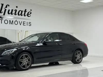 Vendo Mercedes-Benz C 200 2014 - 15890 EUR, 213000 km - AUTO.MOTO.pt