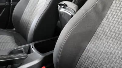 Sell Peugeot 308 SW 2018 - 12650 EUR, 133760 km - AUTO.MOTO.pt