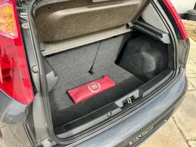 Vendo Fiat Grande Punto 2016 - 8750 EUR, 84929 km - AUTO.MOTO.pt