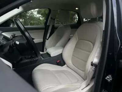 Sell Jaguar E-Pace 2018 - 29750 EUR, 77000 km - AUTO.MOTO.pt