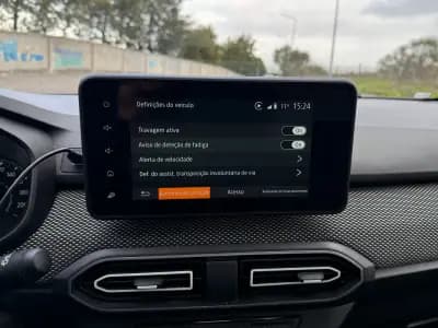 Sell Dacia Sandero 2024 - 15900 EUR, 24000 km - AUTO.MOTO.pt