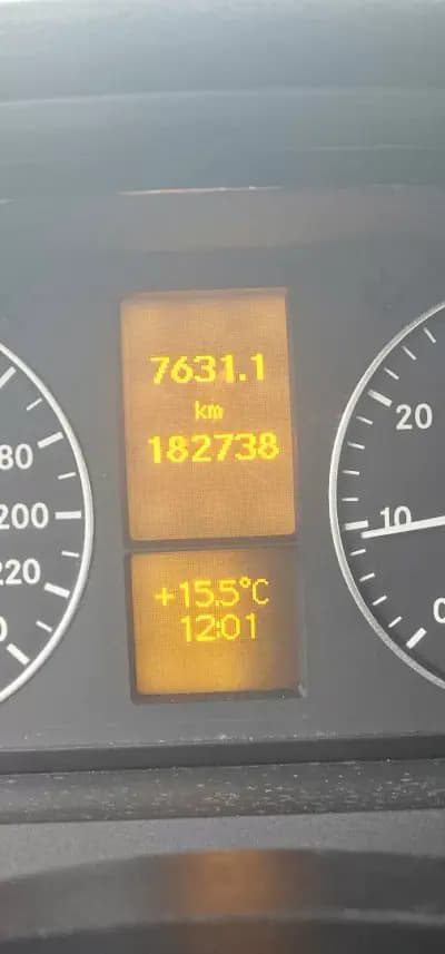 Vendo Mercedes-Benz A 150 2004 - 6900 EUR, 182738 km - AUTO.MOTO.pt