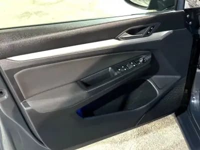 Sell Volkswagen Golf 2022 - 21900 EUR, 66125 km - AUTO.MOTO.pt