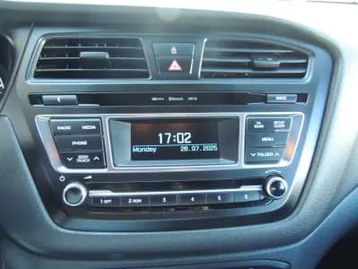 Vendo Hyundai i20 2017 - 10950 EUR, 128500 km - AUTO.MOTO.pt
