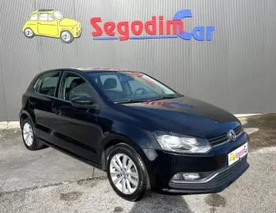 Vendo Volkswagen Polo 2015 - 8750 EUR, 140000 km - AUTO.MOTO.pt