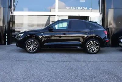 Vendo Audi Q5 Sportback 2022 - 56900 EUR, 63003 km - AUTO.MOTO.pt